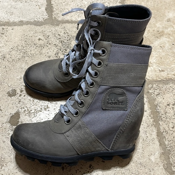 Sorel Lexi Wedge Bootie Size 6 - Picture 5 of 7